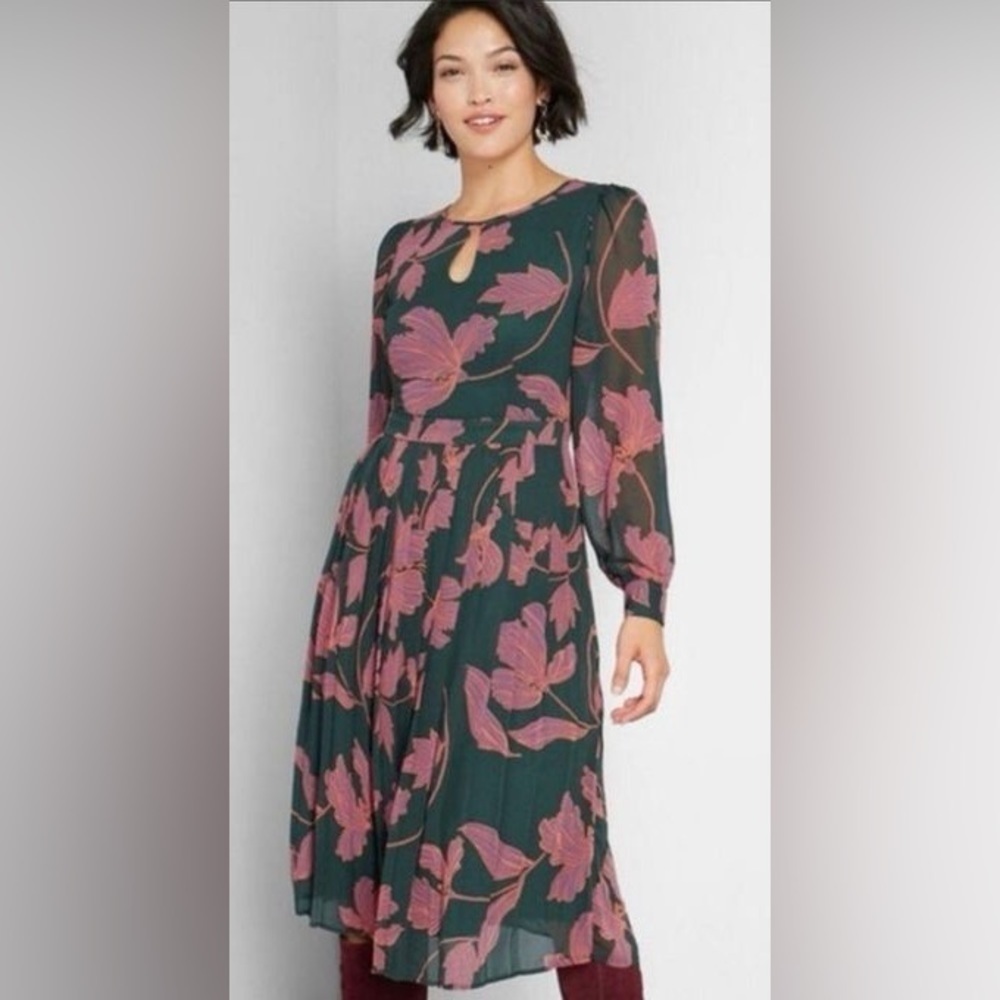 Modcloth Floral Keen on Pleats Long Sleeve Chiffon Fit & Flare Midi Dress NWOT - Picture 1 of 12